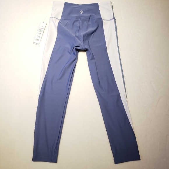 New Vogo Athletica Sports Leggings Size Medium $48 - Picture 3 of 5